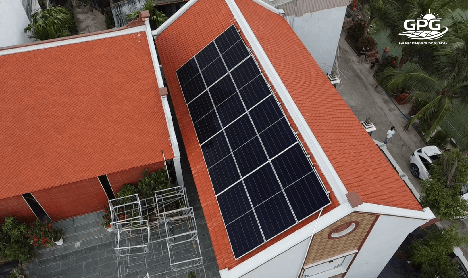 Sleek solar panels on a suburban home roof